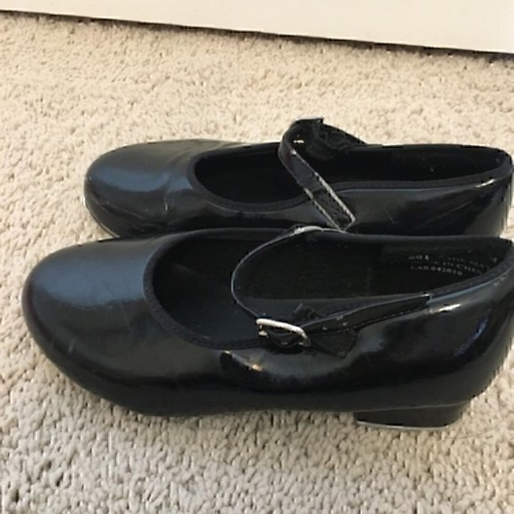 Girls size 2AD black tap shoes - Picture 4 of 8